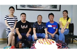 海南藍(lán)冠員工生日會(huì)